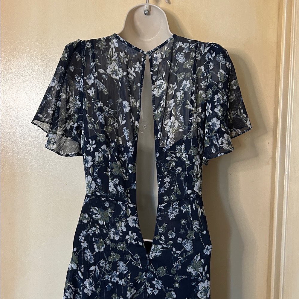 ASTR NAVY FLUTTER SLEEVE FLORAL MAXI WITH METALLIC THREAD SIZE XS - Picture 6 of 14